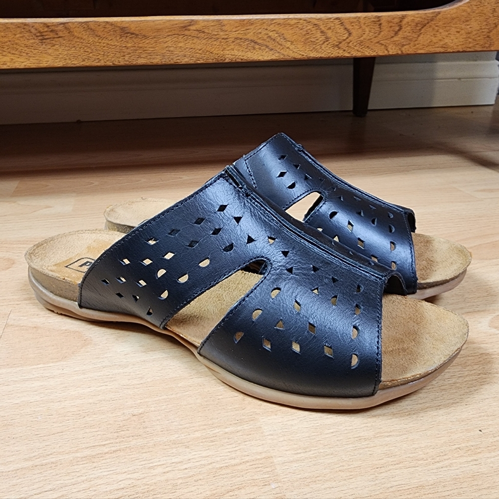 Propet Fionna Leather Slide On Black Sandals Cutout Perforated Cork Comfort 10